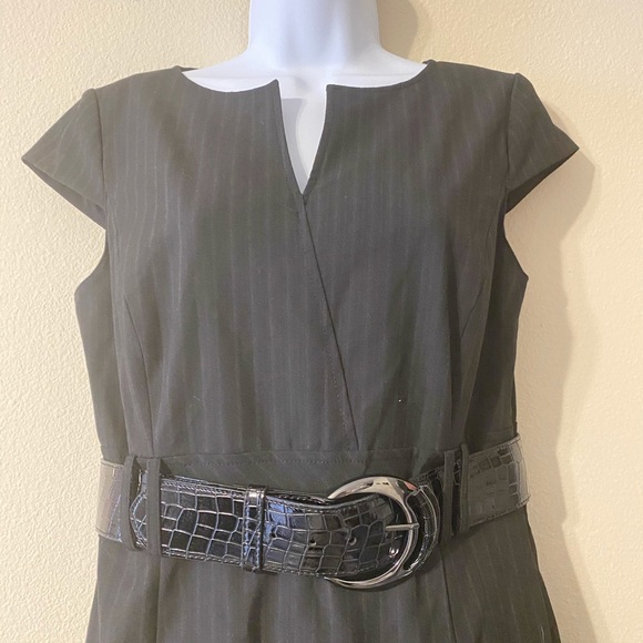 Antonio Melani professional pinstripe dress - Picture 4 of 16